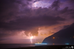 天雷震撼....和平電廠