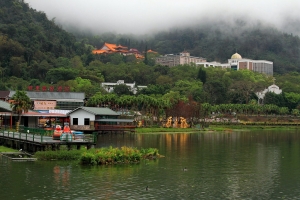 埔里鯉魚潭