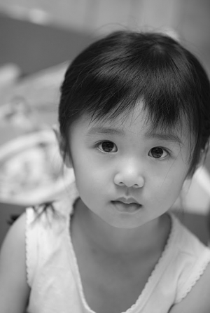 三歲半的女兒終於有個妹妹伴...