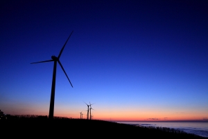 夕陽下的觀音風力發電廠