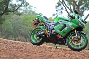 性感重機辣妹~~~雅雅