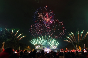 2012 竹北 跨年煙火 … by DW