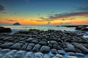 重貼"豆腐岩晨曦"