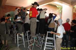 ▲攝影協會聯合外拍▼都是"比基尼"~縣立文化中心