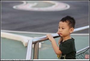 沒有妹的賽車場,人車爭道的夜市