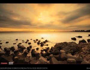 一點點夕陽的西子灣夕景