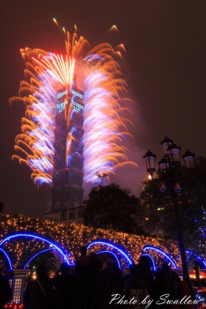 2010-101大樓煙火-阿生