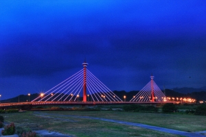 [米田共] 苗栗 新東大橋