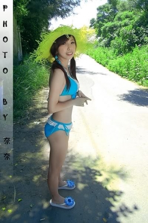 夏日比基尼-米果