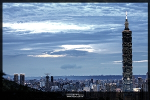 從獅山看一零一