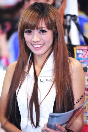 100/12/11 台北世貿資訊月 Show Girl