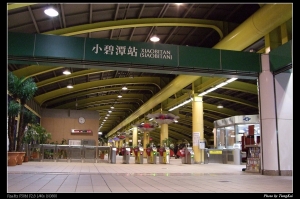 [新店]抱飲抱食-德國豬腳、煙燻香腸