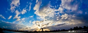 大稻埕藍天白雲照