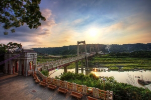 桃園大溪鎮 夕照金黃大溪橋