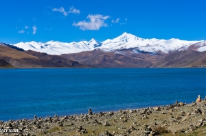 雪山聖湖