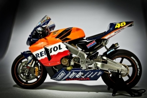 我朋友是Valentino Rossi...