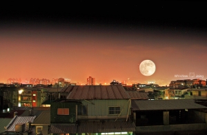 中秋月圓慶團員