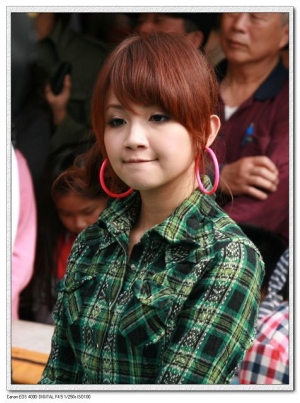 我猜我猜我猜猜猜主持人-鍾欣怡