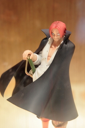 九族  熱血海賊公仔