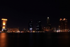 光榮碼頭夜景