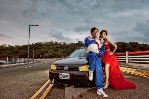 改版第一發~另類婚紗