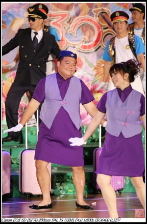 恁老師卡好咧---變裝秀