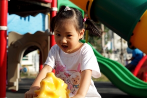 放牛吃草囉 by 小宋哥