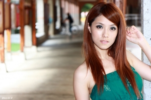 <歡迎指教>我的第一次外拍 - 小羽  白白