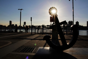 大稻埕碼頭，颱風前一晚