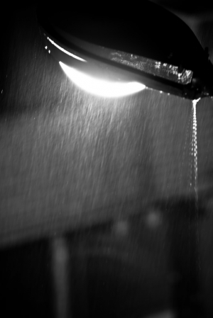 201100511-13 經過!! 京華城&nbsp;&nbsp;新竹&nbsp;&nbsp;雨 一個感覺
