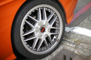 光圈1.2下的50L - 雜工