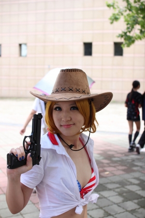 台大體育館同人誌展(圖已修正)