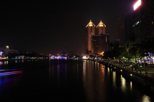 夜的愛河&愛河之心(17-55 f2.8 is)