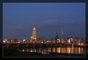 淡水河邊一張流