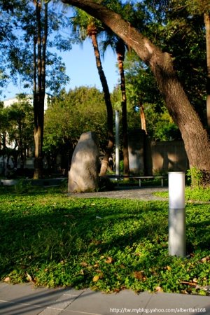 二二八公園之光影
