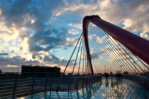 黃昏下的台中情人橋~~