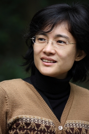 家中大女王 (第四集, EF 70-200mm F4L IS USM)