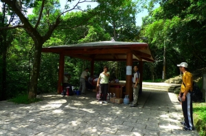 再爬新山，再遊夢湖