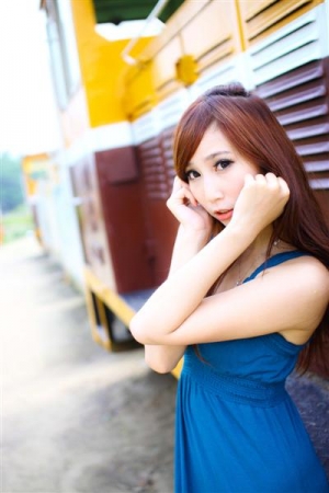 廢墟裡遇見CELINE