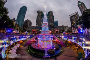 2013新北市歡樂耶誕城．聖誕樹．測試