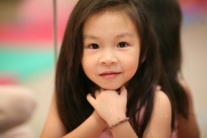 看的出來他只有五歲?