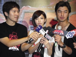 郭雪芙 陳柏霖 BBS鄉民的正義 電影預售影迷簽名會