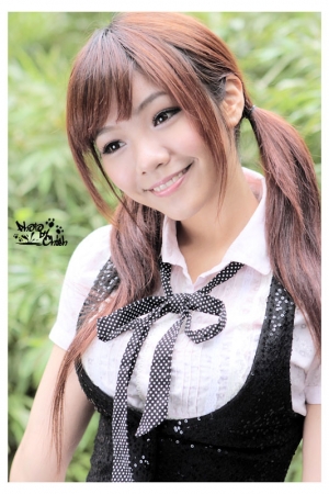 辛咩咩 → 台大法商