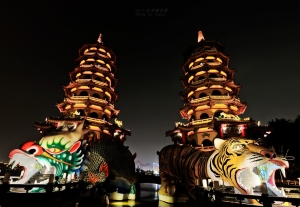2011 左營。蓮池潭。