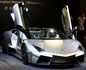 Lamborghini show in Taipei 101 mall
