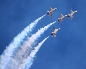 Travis AFB Air Show 7/30/2011 (五之四)