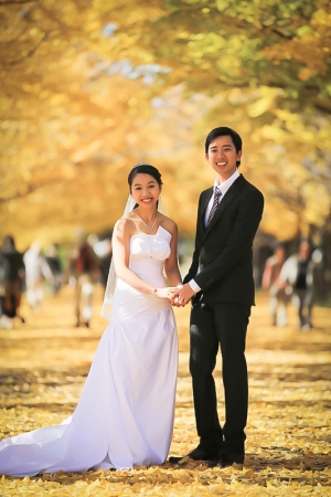 在秋意濃郁的日本拍婚紗