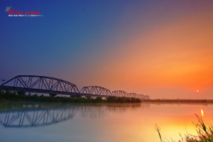 高雄大樹 高屏舊鐵橋晨色