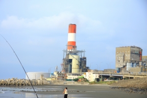 林口發電廠海灘