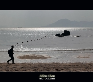 日光相伴,水舞激昂